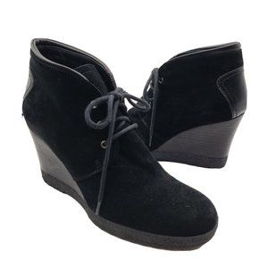 Aquatalia women Ankle Booties Boots Wedge heel Black suede lace-up sz 7.5